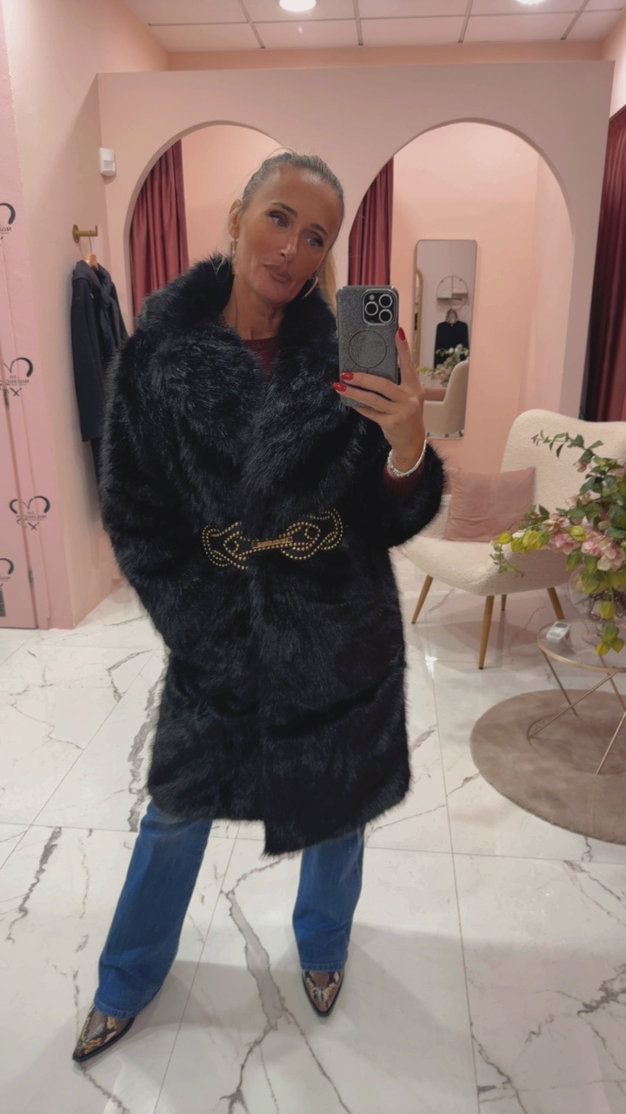 Ecopelliccia con cintura