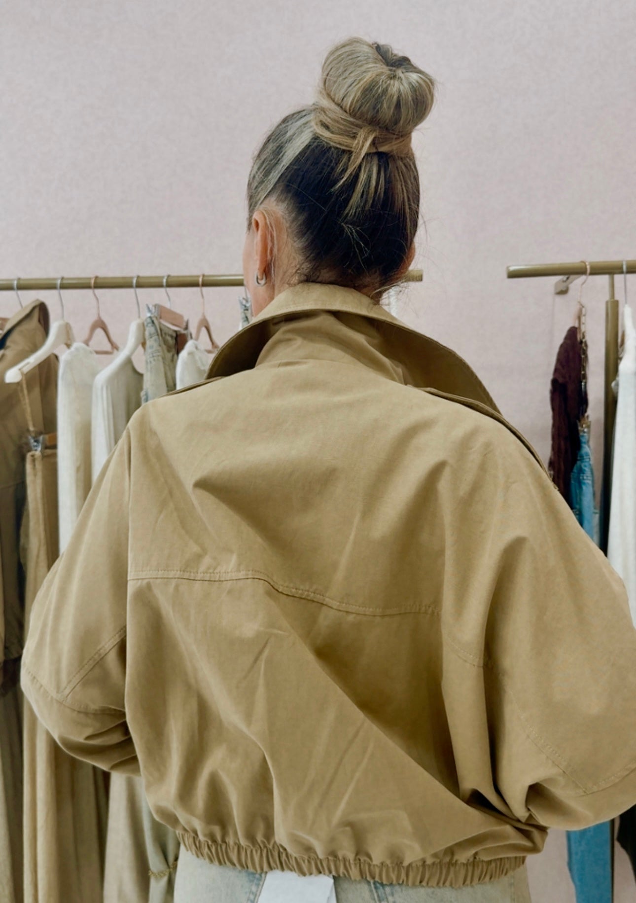 Trench corto tecnico