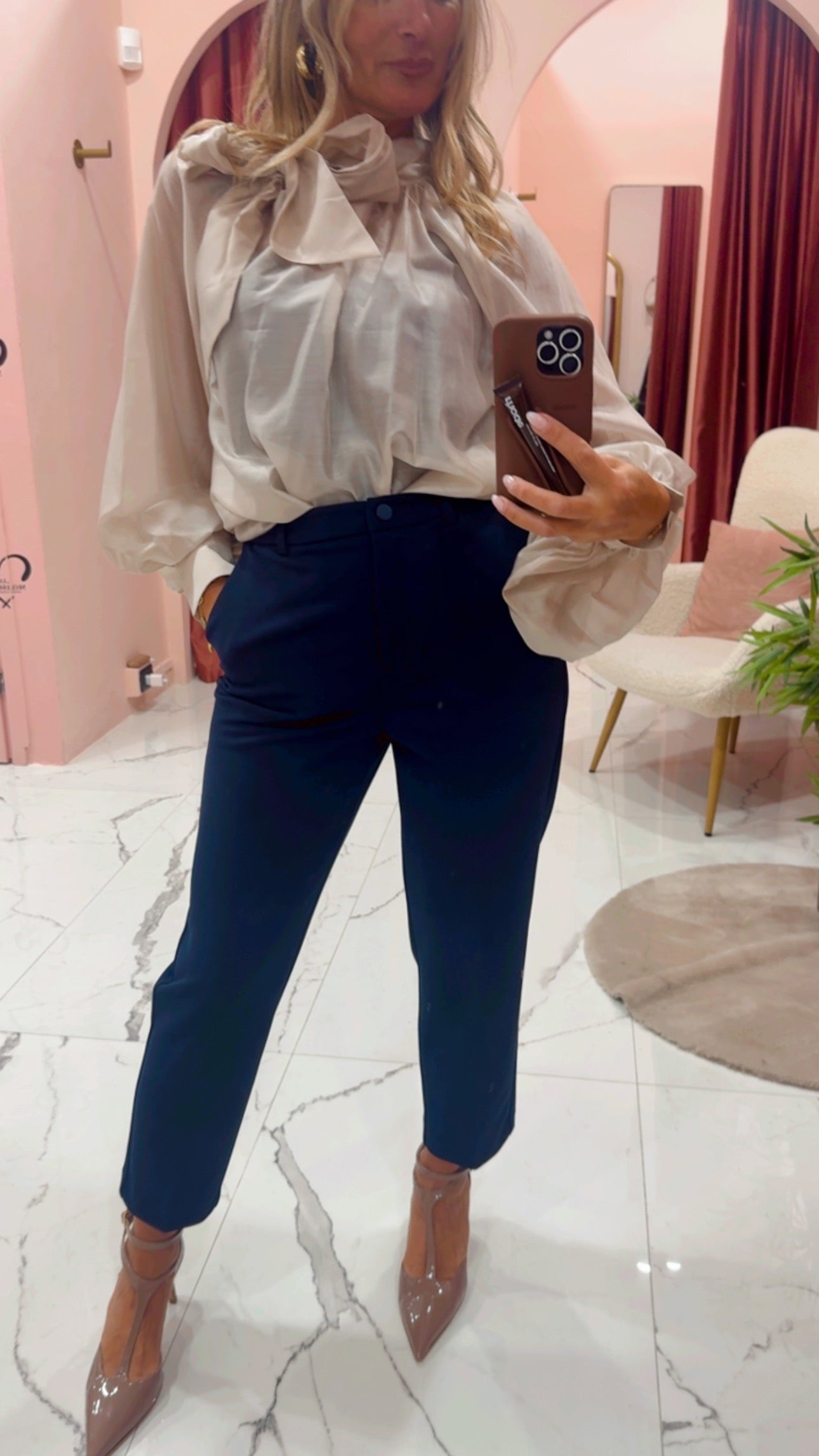 Pantalone Vicolo