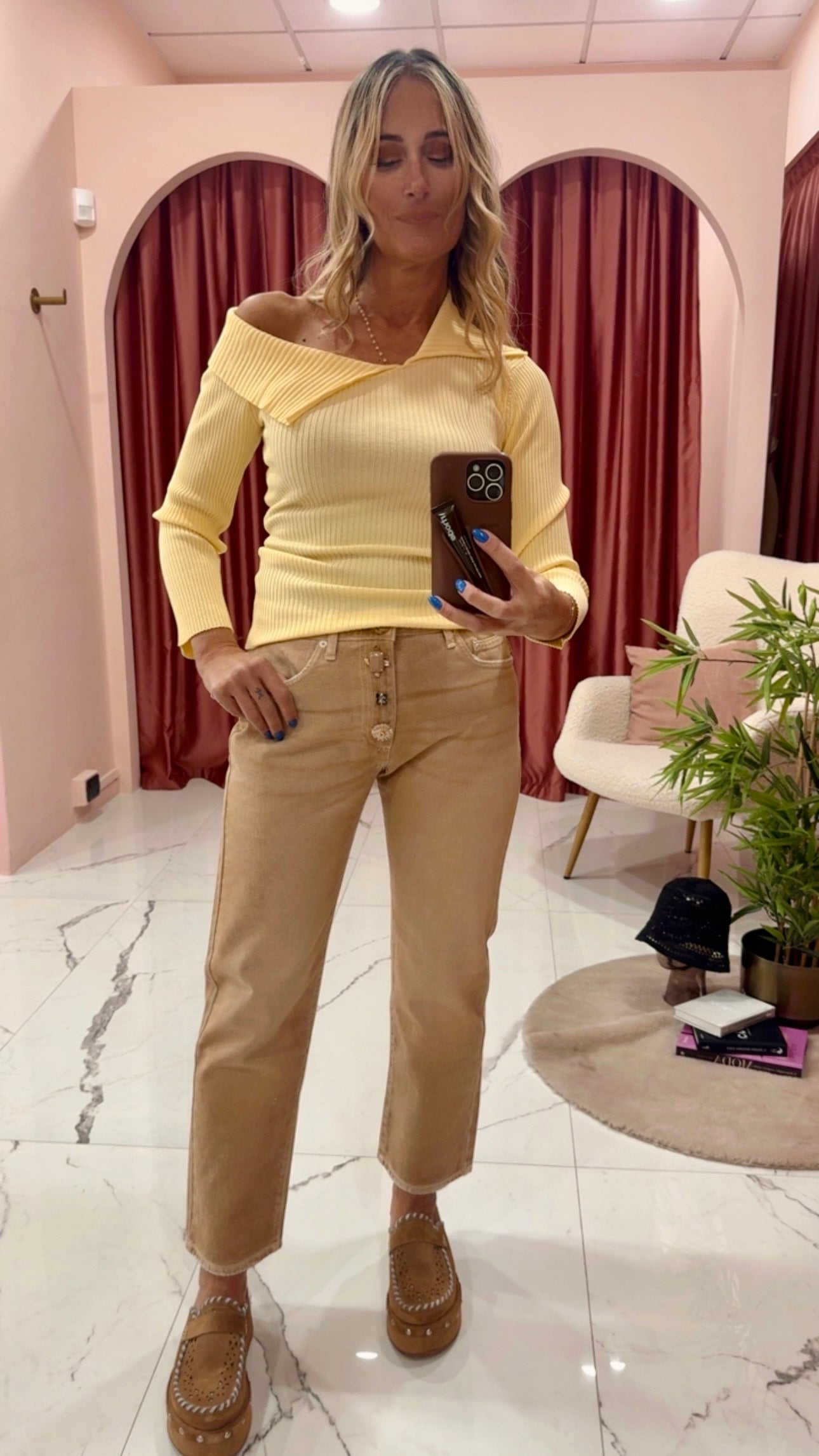 Pantalone Vicolo