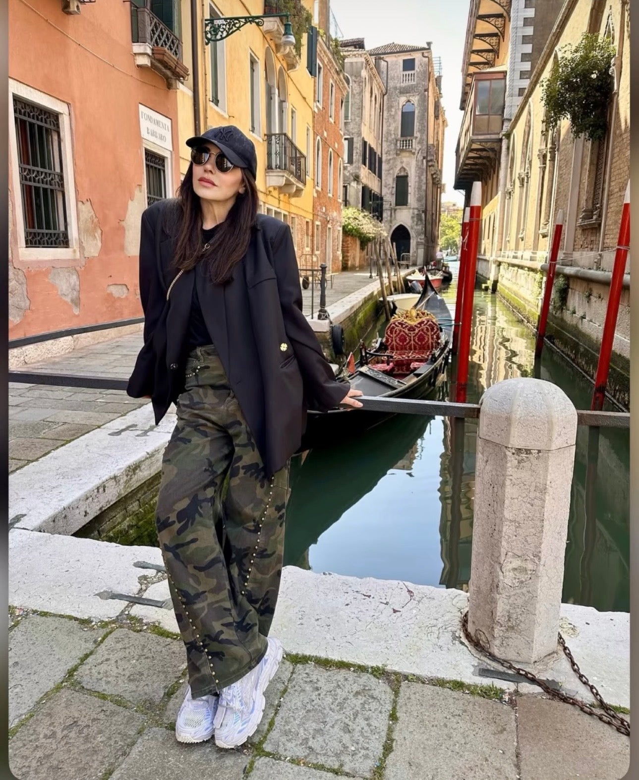 Pantalone mimetico Borchiato
